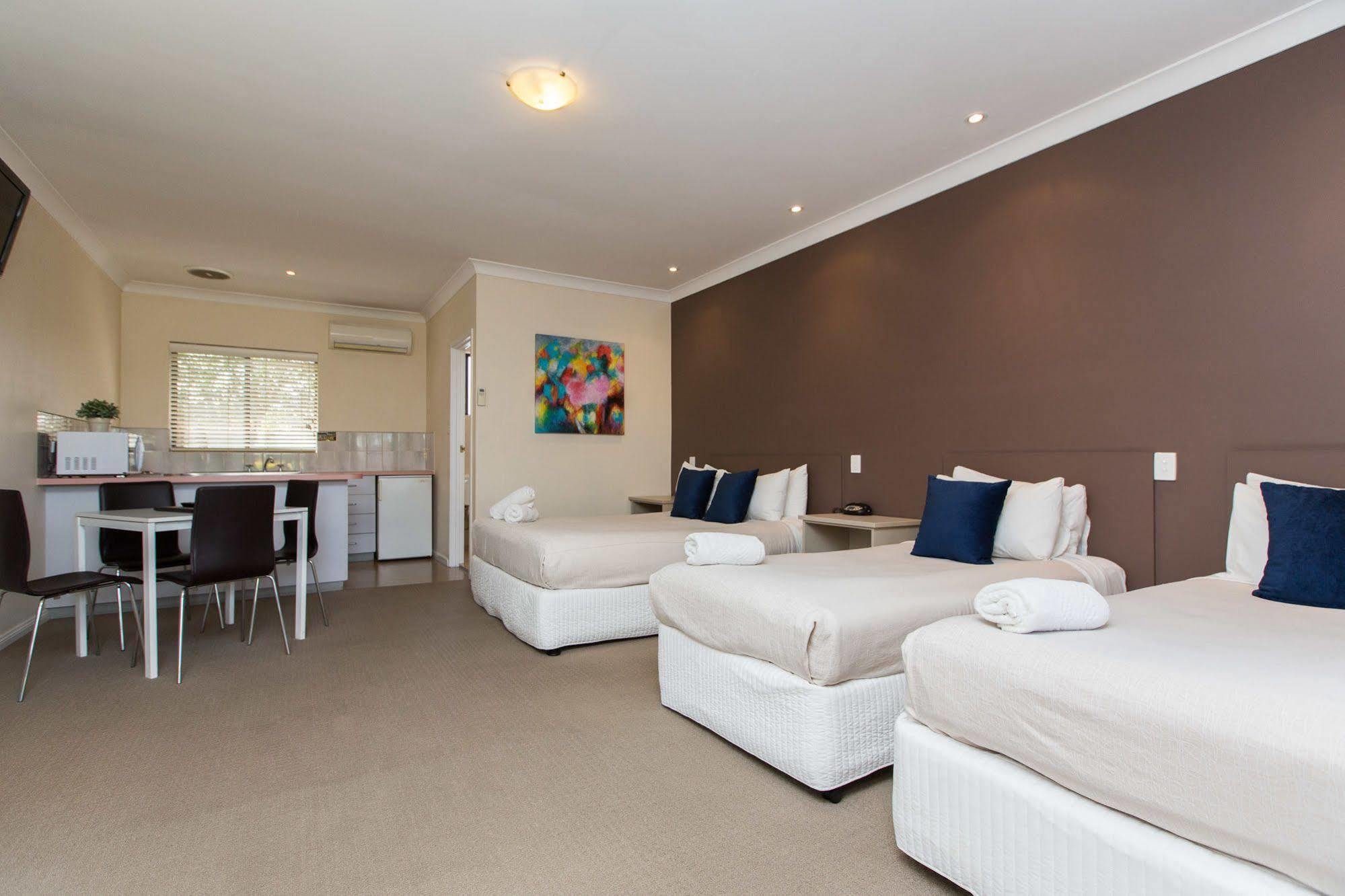 Lincoln Cottage Motor Inn Wagga Wagga Exteriér fotografie