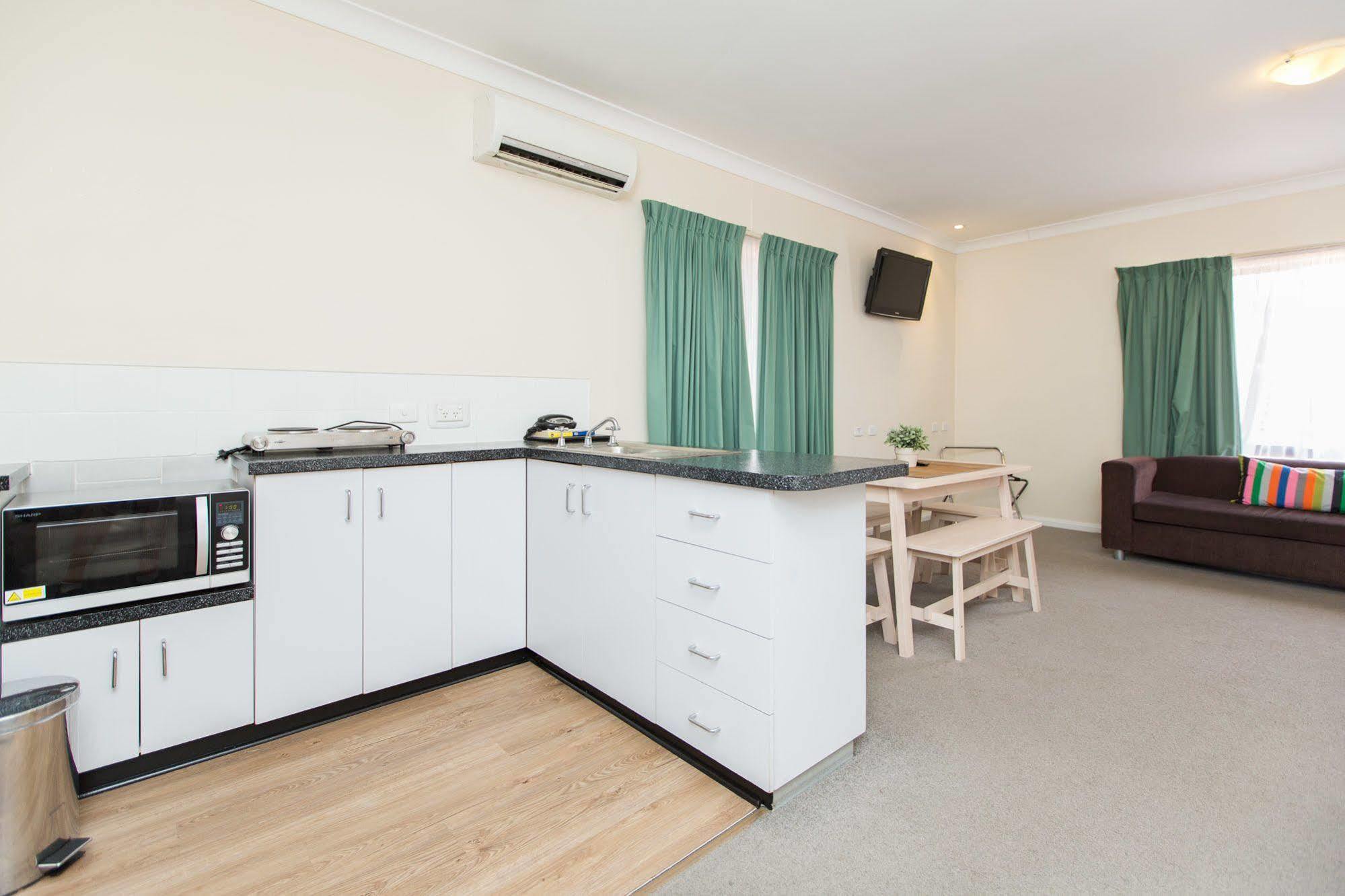 Lincoln Cottage Motor Inn Wagga Wagga Exteriér fotografie